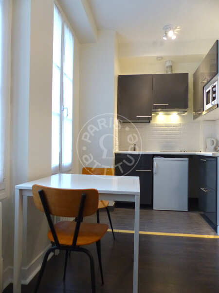 Cuisine Studio meublé - 25m²  - Sacré-Cœur - Paris