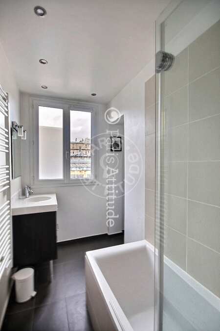 Casa de banho Apartamento mobilado - 37m²  - 1 quarto - Convention - Paris