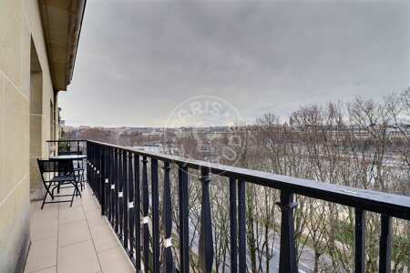 Balcony Furnished apartment - 100m²  - 2 bedrooms - Tour Eiffel - Paris
