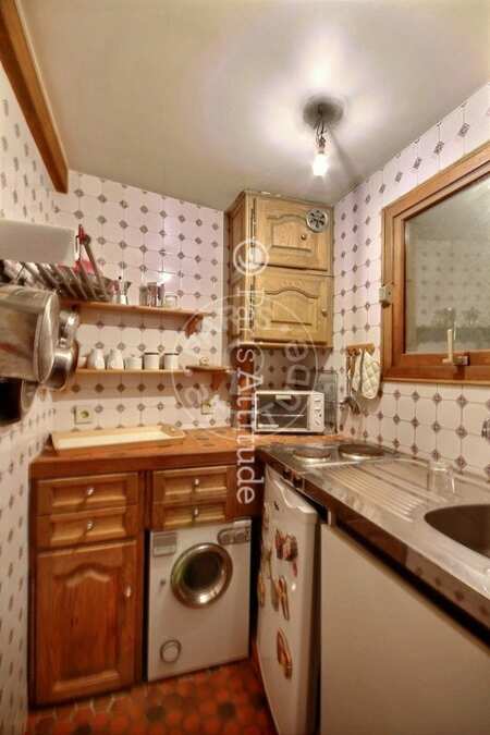 Cuisine Studio meublé - 20m²  - Saint-Germain - Paris