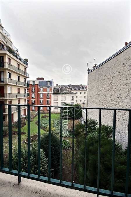 Balcon Appartement meublé - 100m² - 2 chambres - Place Monge - Paris