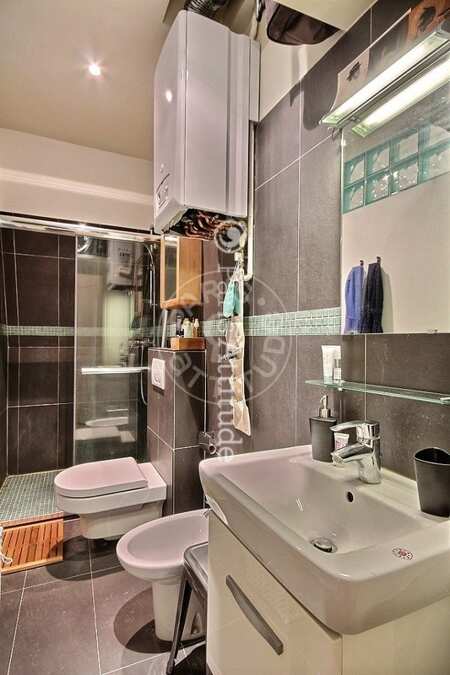 Salle de bain Appartement meublé - 35m²  - 1 chambre - Saint-Germain - Paris