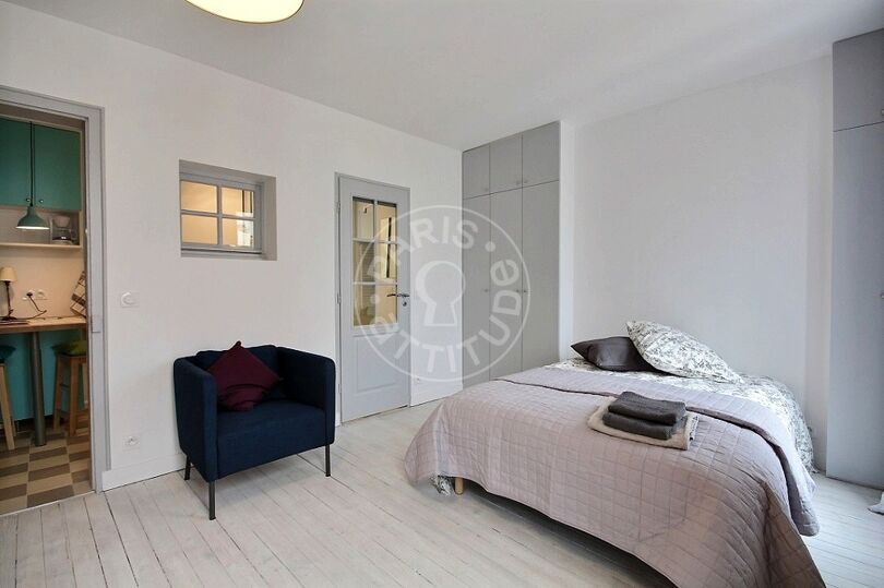 Quitinete mobiliado - Paris 75018 - 11218