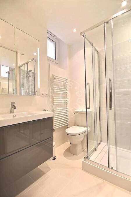 Badezimmer Möblierte wohnung - 33m²  - 1 Zimmer - Convention - Paris