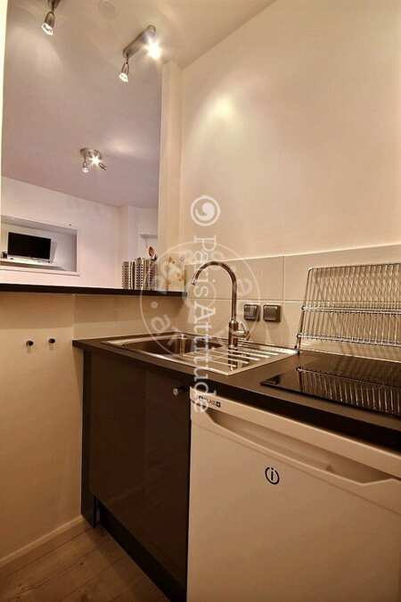 Cuisine Studio meublé - 19m² - Charonne - Paris