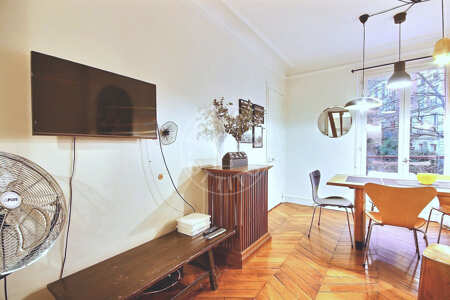 Sala Apartamento mobilado - 35m²  - 2 quartos - Sacré-Cœur - Paris
