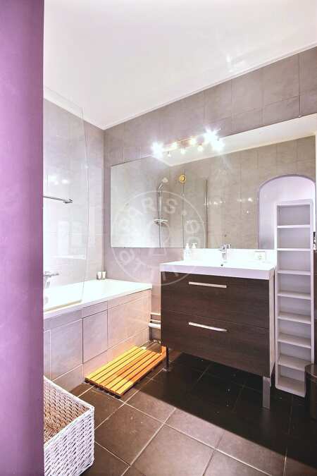 Bathroom Furnished apartment - 60m²  - 1 bedroom - Auteuil - Paris