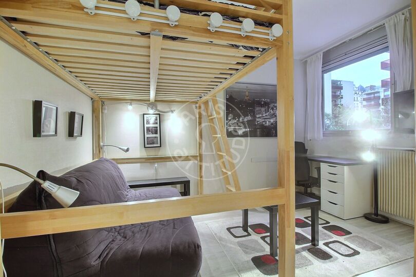 Quitinete mobiliado - Paris 75007 - 11313