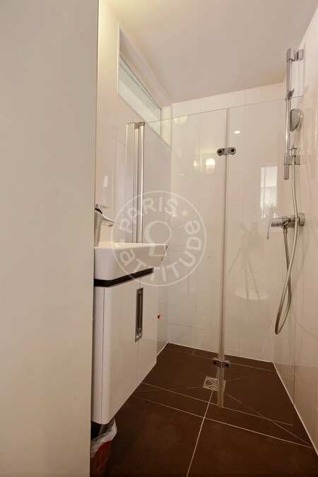 Casa de banho Studio mobilado - 22m²  - Faubourg Saint-Martin - Paris