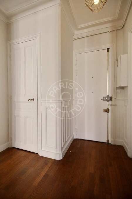 Ingresso Appartamento arredato - 51m²  - 1 locale - Ledru-Rollin - Parigi