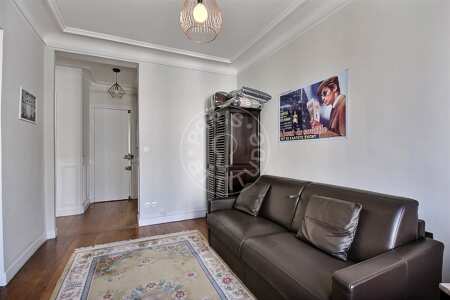 Salotto Appartamento arredato - 51m²  - 1 locale - Ledru-Rollin - Parigi