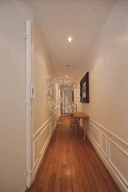 Entrance Furnished apartment - 70m²  - 2 bedrooms - Pereire - Paris