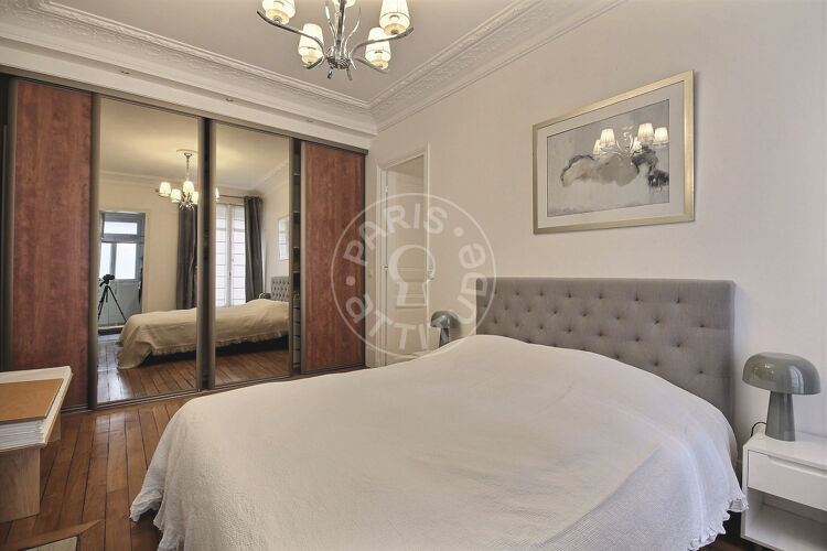 Bedroom - Furnished 2 bedrooms - Paris 75017 - 11367