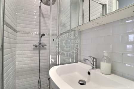 Badezimmer Möblierte studio - 24m²  - Montorgueil - Paris