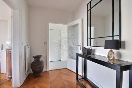 Entrada Piso amueblado - 104m²  - 2 dormitorios - Ecole Militaire / Unesco / Duroc - París