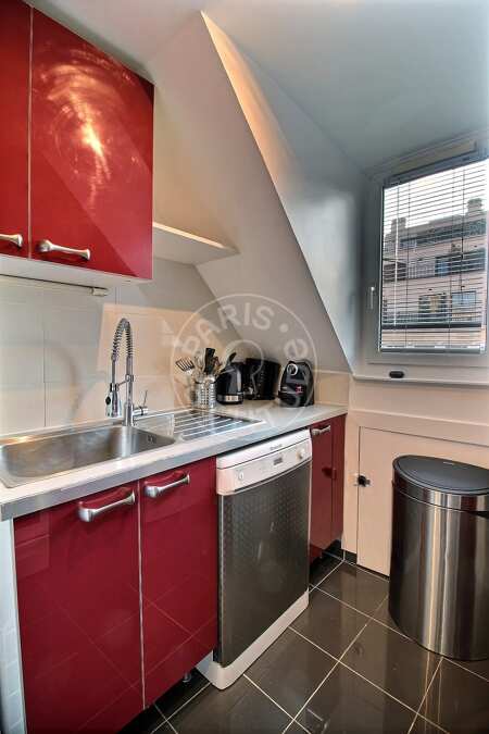Kitchen Furnished apartment - 44m²  - 1 bedroom - Miromesnil - Paris