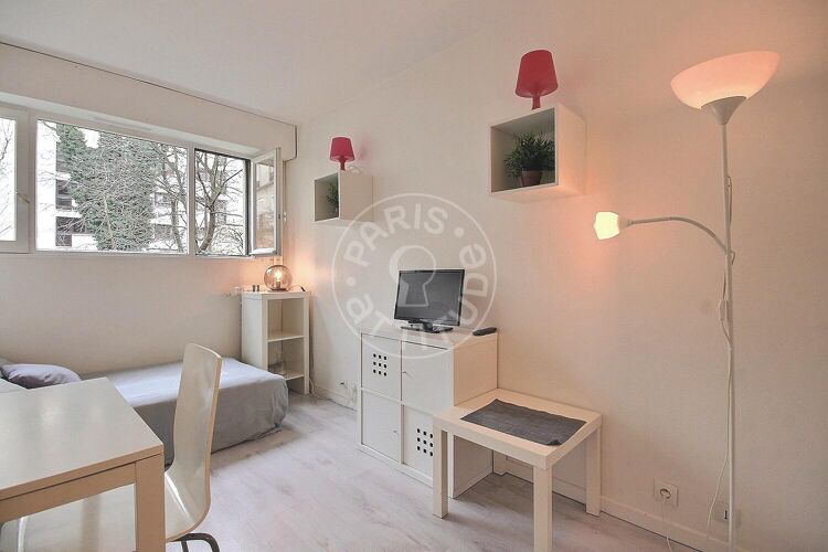 Salotto - Monolocale arredato - Parigi 75020 - 11466