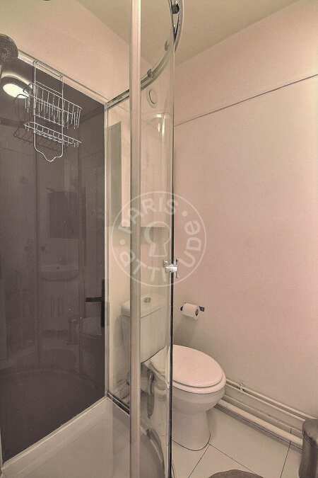 Baño Estudio amueblado - 17m²  - Place des Fêtes - París