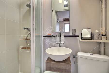 Baño Estudio amueblado - 15m²  - Montorgueil - París