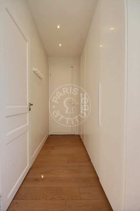 Eingangsbereich Möblierte wohnung - 40m²  - 1 Zimmer - Montorgueil - Paris