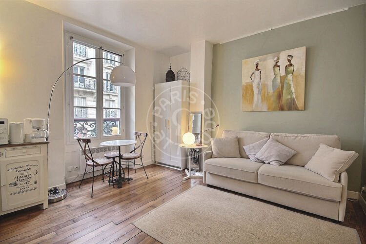 Salon - Studio meublé - Paris 75018 - 11607