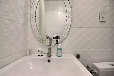 Salle de bain Studio meublé - 22m²  - Saint-Germain - Paris