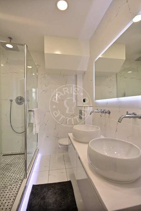 Bathroom Furnished studio alcove - 42m²  - Pyramides / Palais Royal - Paris