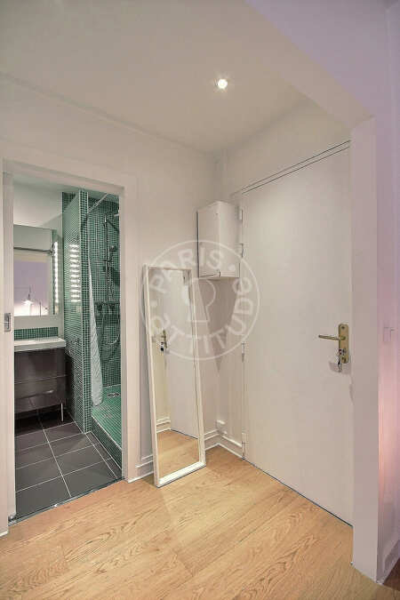 Entrada Quitinete mobilado - 30m²  - Rue de la Pompe - Paris