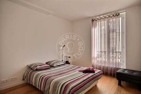 Camera da letto Appartamento arredato - 47m²  - 2 locali - Montmartre / Place des Abbesses - Parigi