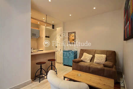 Salon Appartement meublé - 28m²  - 1 chambre - Montmartre / Place des Abbesses - Paris