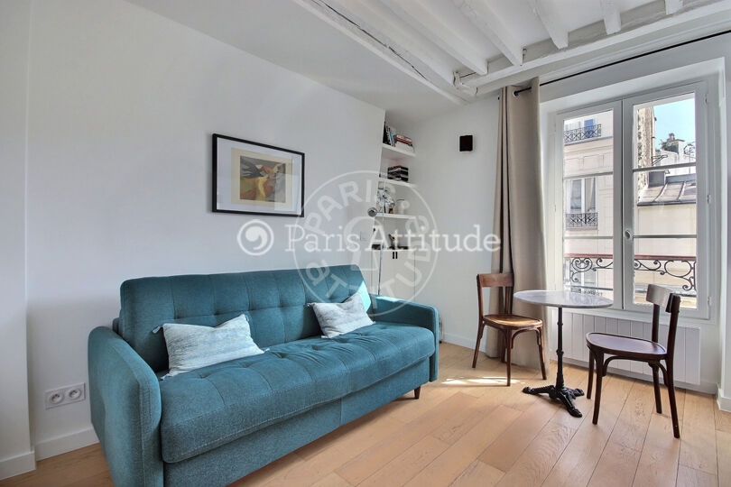 Quitinete mobiliado - Paris 75009 - 11695