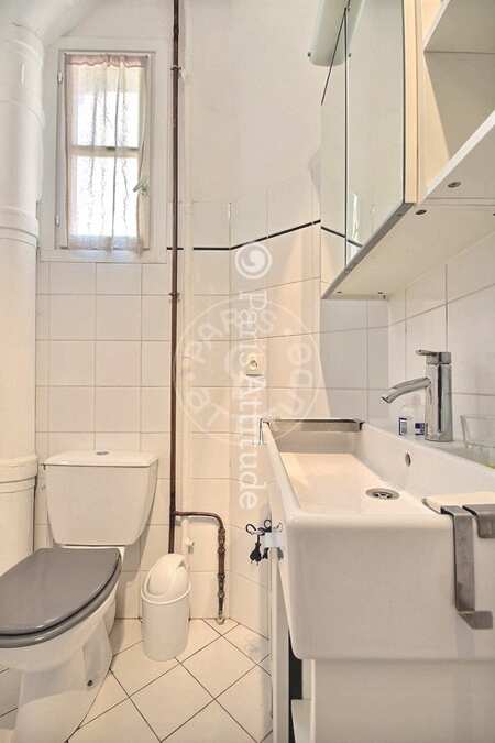 Casa de banho Apartamento mobilado - 55m²  - 2 quartos - Commerce - Paris