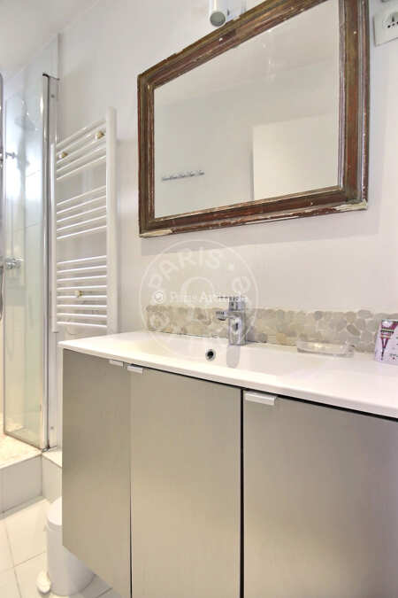 Badezimmer Möblierte wohnung - 37m²  - 2 Zimmer - Sacré-Cœur - Paris