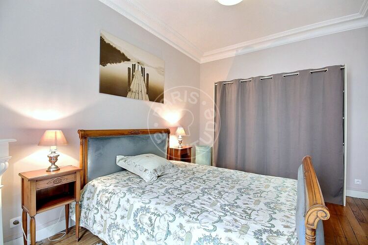 Bedroom - Furnished 2 bedrooms - Paris 75018 - 11793