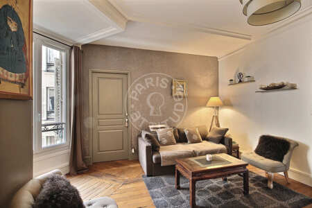 Salotto Appartamento arredato - 63m²  - 2 locali - Saint-Lazare - Parigi
