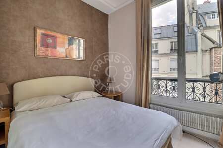 Camera da letto Appartamento arredato - 40m²  - 1 locale - Champs-Elysées - Parigi