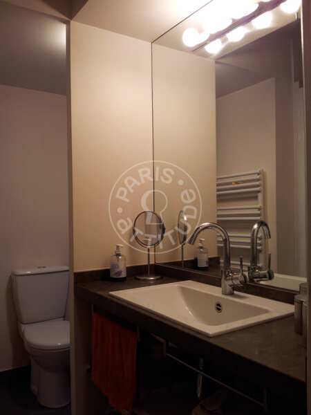 Bathroom Furnished apartment - 36m²  - 1 bedroom - Montparnasse - Paris