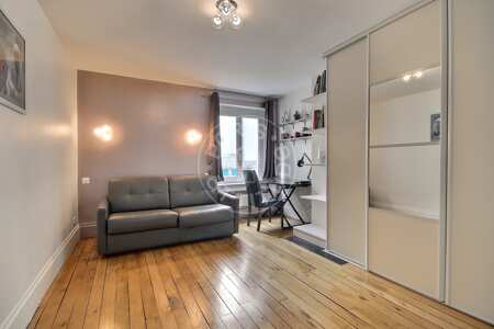 Salon Studio meublé - 27m²  - Hôtel de Ville - Paris