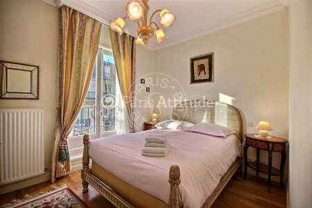 Chambre Appartement meublé - 80m²  - 2 chambres - Saint-Lazare - Paris