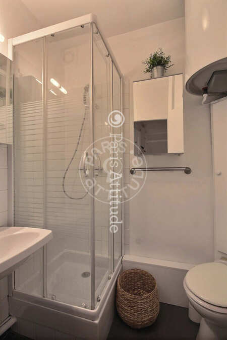 Casa de banho Apartamento mobilado - 30m²  - 1 quarto - Alésia - Paris