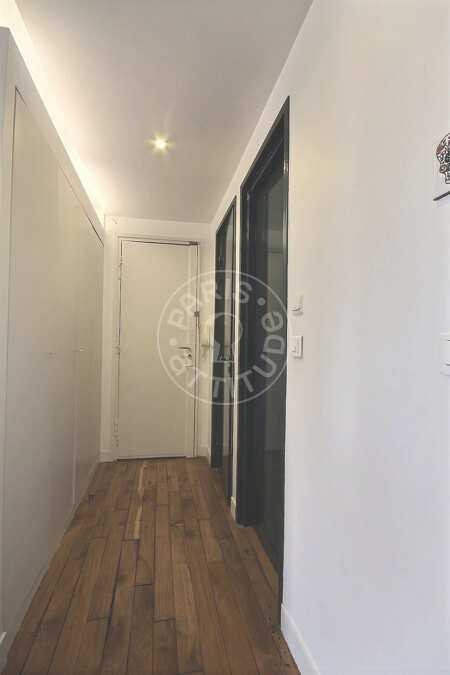 Entrada Apartamento mobilado - 48m²  - 1 quarto - Montrouge