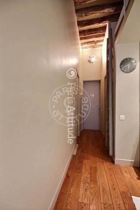 Entrée Appartement meublé - 39m²  - 1 chambre - Pyramides / Palais Royal - Paris