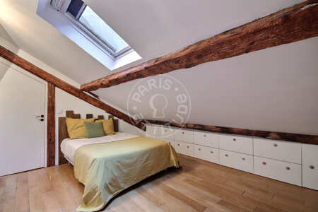 Bedroom Furnished duplex - 47m²  - 1 bedroom - Gare de Lyon - Paris