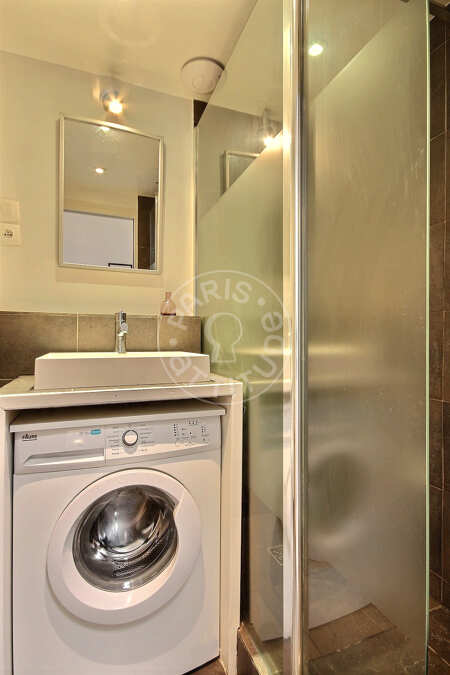 Baño Estudio amueblado - 19m²  - Poissonnière - París