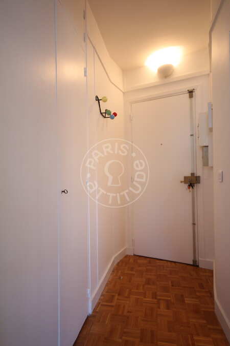 Eingangsbereich Möblierte studio - 27m²  - Saint-Lazare - Paris