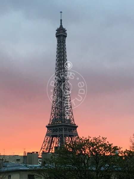 undefined Furnished apartment - 75m²  - 2 bedrooms - Tour Eiffel - Paris