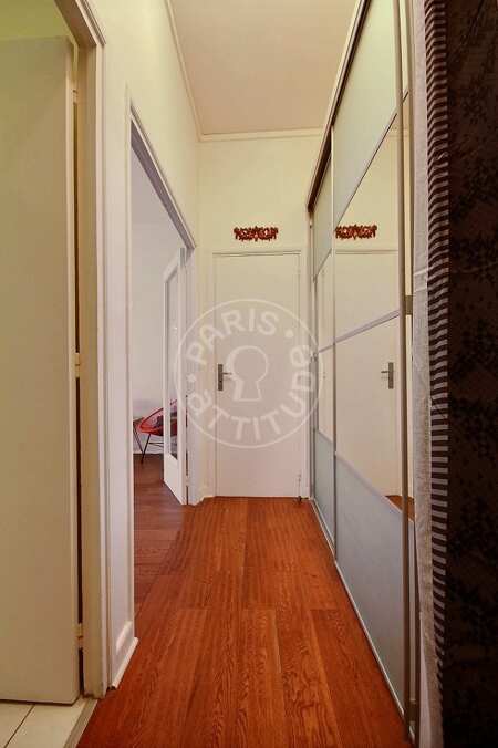 Entrance Furnished apartment - 56m²  - 1 bedroom - Pereire - Paris