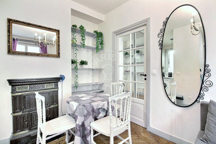 Salotto - 1 locale arredato - Parigi 75009 - 12130