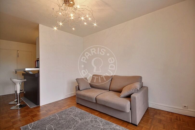 Furnished studio - Paris 75015 - 12136