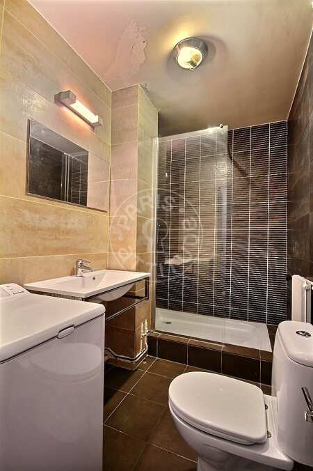 Bathroom Furnished studio - 31m²  - Pasteur - Paris